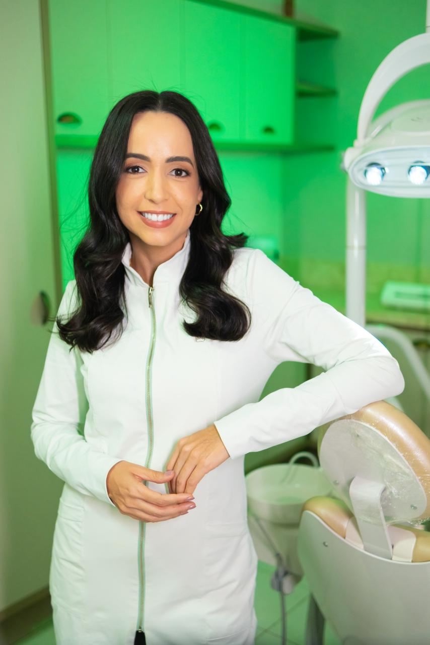 Dra. Tamiris Belo